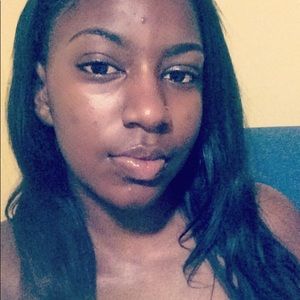 Meet your Posher, Jamia